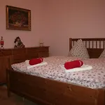 U Kostela *