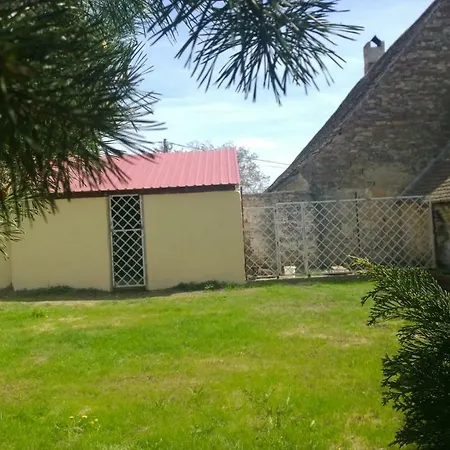 U Kostela Εξοχικό σπίτι Lukov (Znojmo)