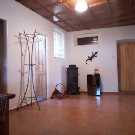 U Kostela